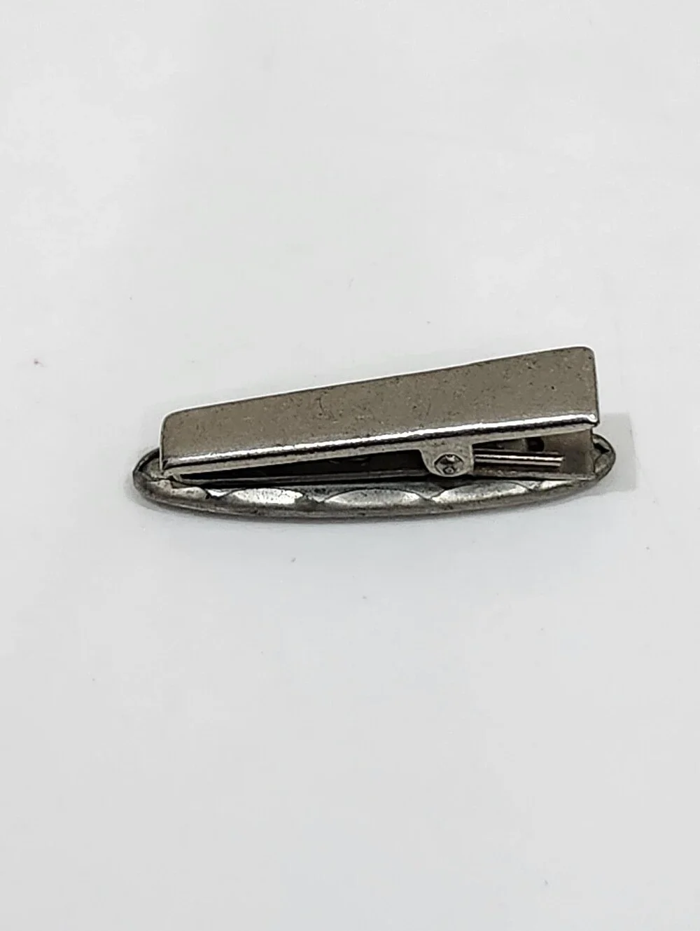 Vintage Tie Clip White Mother Of Pearl Inlay Art Deco Silver Tone Frame